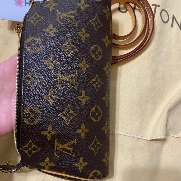 Eva Monogram - Picture 15 of 16